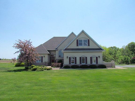 4th image of 10825 Rolling Meadows Ln