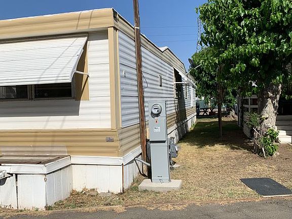2nd image of 815 Tomah Ave #8