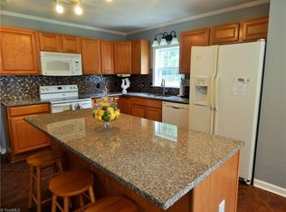 310 E Lake Dr, Mocksville, NC 27028
