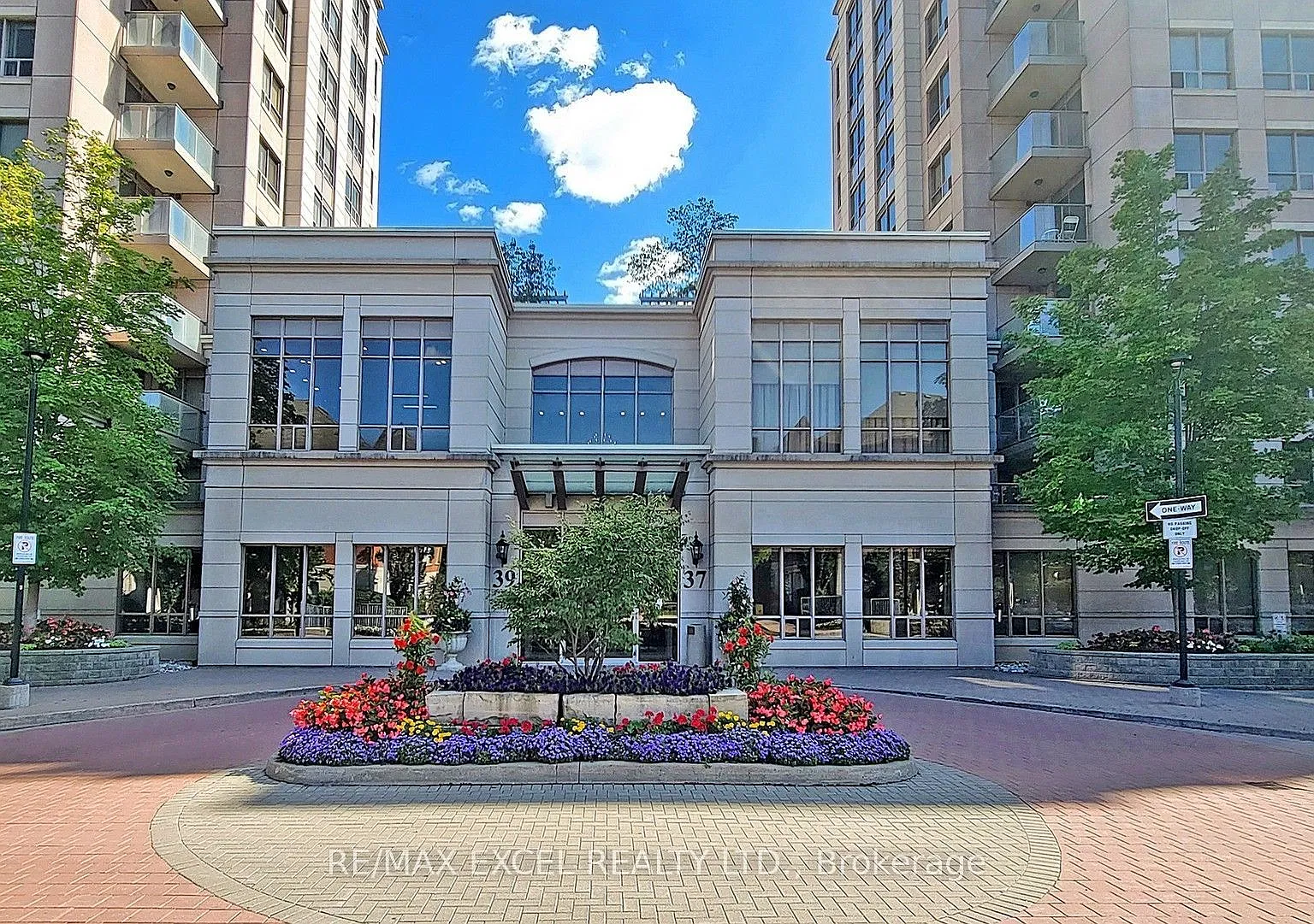 2 bed, $2,550 — Photo 3
