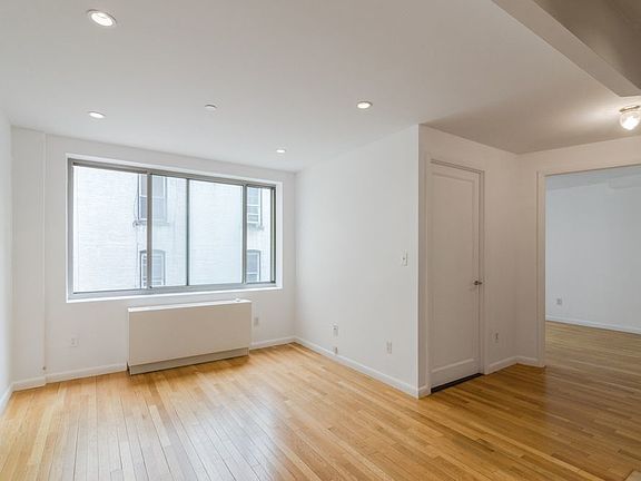 3rd image of 698 10th Ave