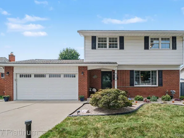 15123 Marsha St, Livonia, MI 48154