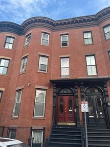 87 Pembroke St, Boston, MA, 02118