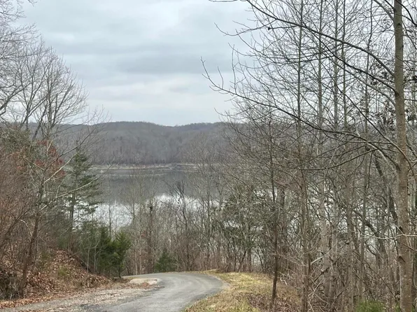 123 Kelly Cir, Nancy, KY 42544