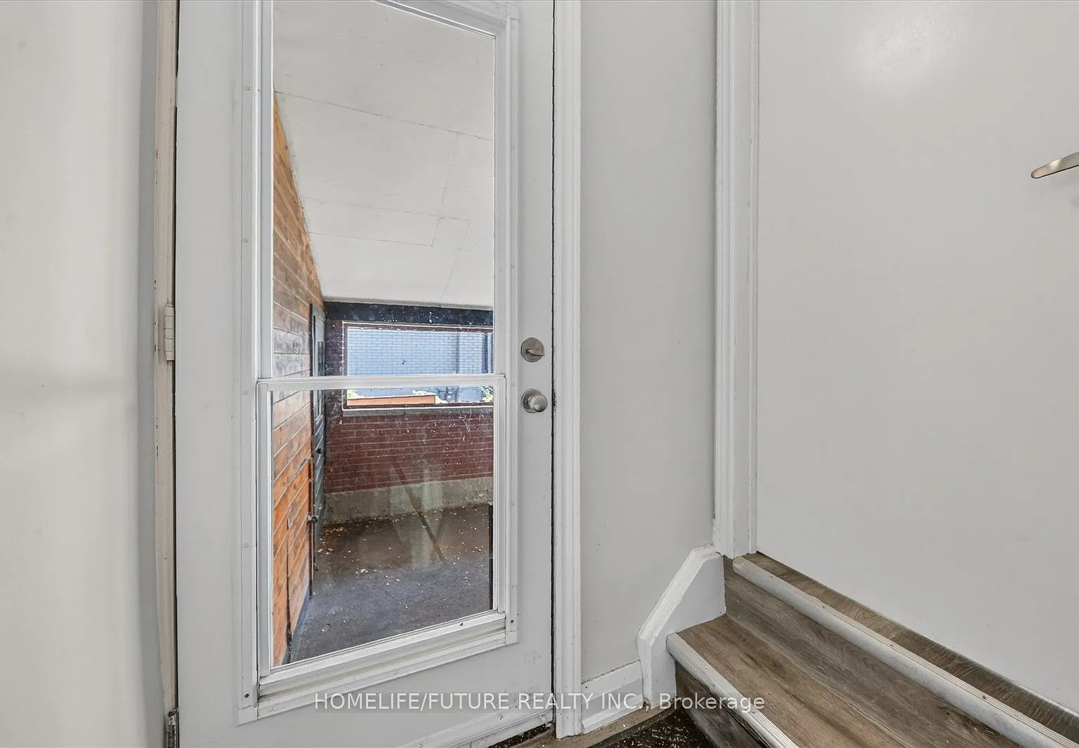 3 bed, $2,500 — Photo 2