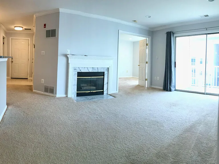 13304 Kilmarnock Way #4-C — Photo 2