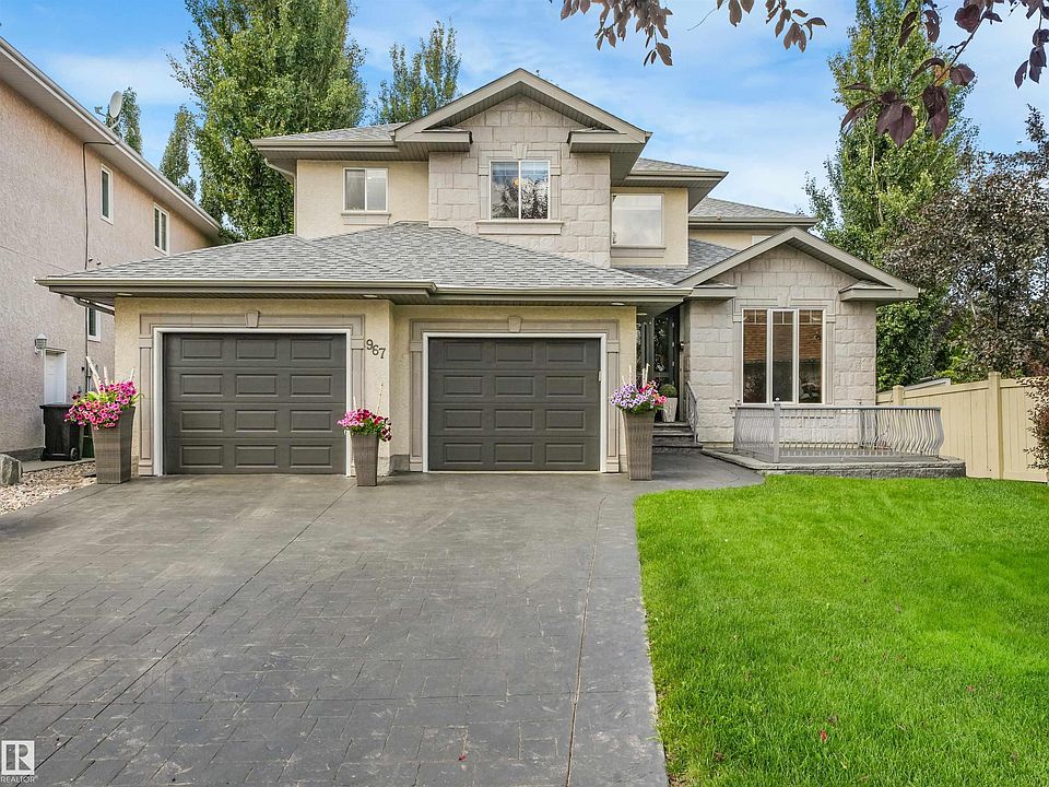 1st image of 967 Lamb Cres NW