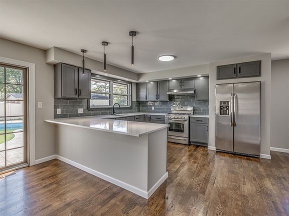 4th image of 7748 E 21st St