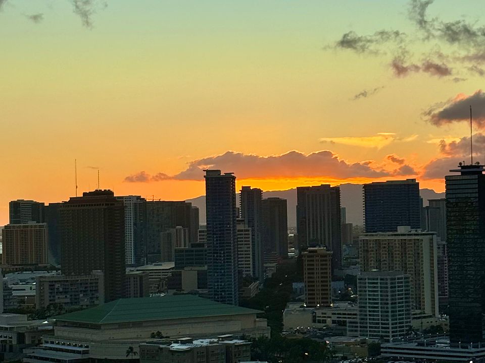 1st image of 2333 Kapiolani Blvd Floor 32