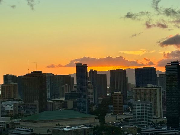 2333 Kapiolani Blvd Floor 32