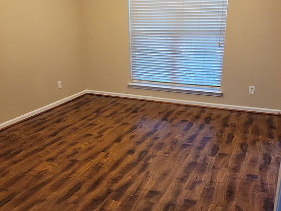2nd image of 278 Brookshire Dr