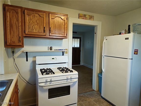 3rd image of 2024-2026 Oregon Ave