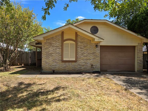 1106 Buttercup Cir
