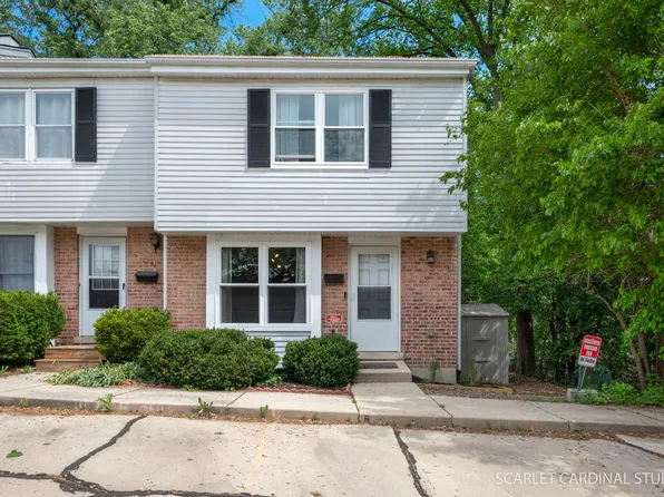 215 N Washington St APT F, Wheaton, IL 60187