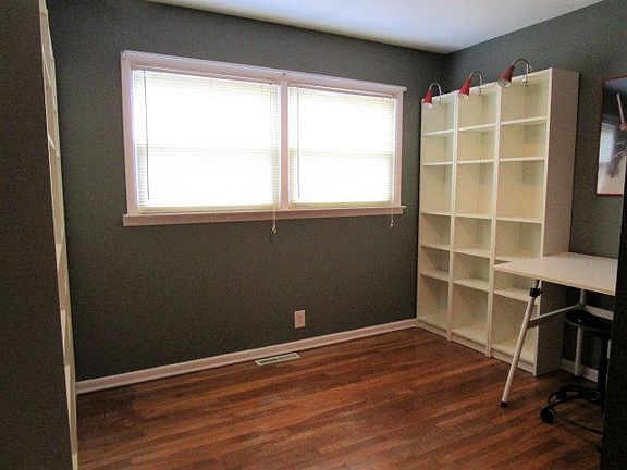 3rd image of 322 Newell Ave