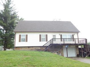 821 Harold Smith Rd, Bedford, IN 47421