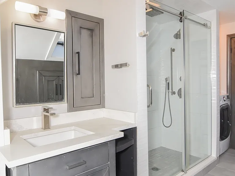 349 Beacon St #D — Photo 9