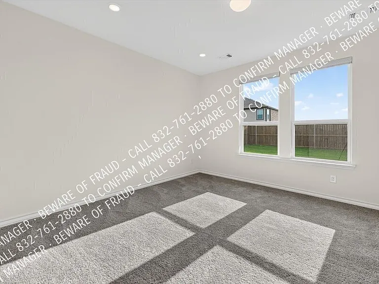 707 Windhaven Dr — Photo 15