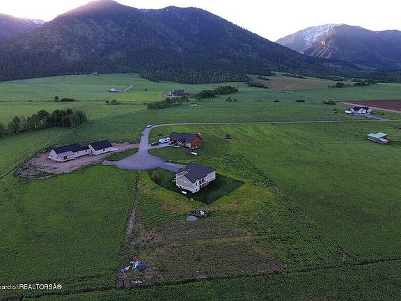 5th image of 271 Serenity Ln