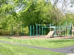 1419 E Main St, Barrington, IL 60010