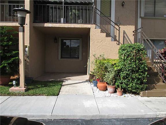 3rd image of 197 Lakeview Dr APT 103