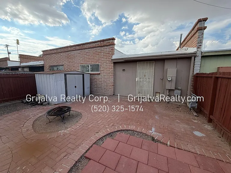 3946 N Stone Ave — Photo 12