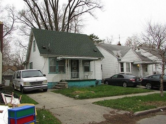 3rd image of 15467 Marlowe St