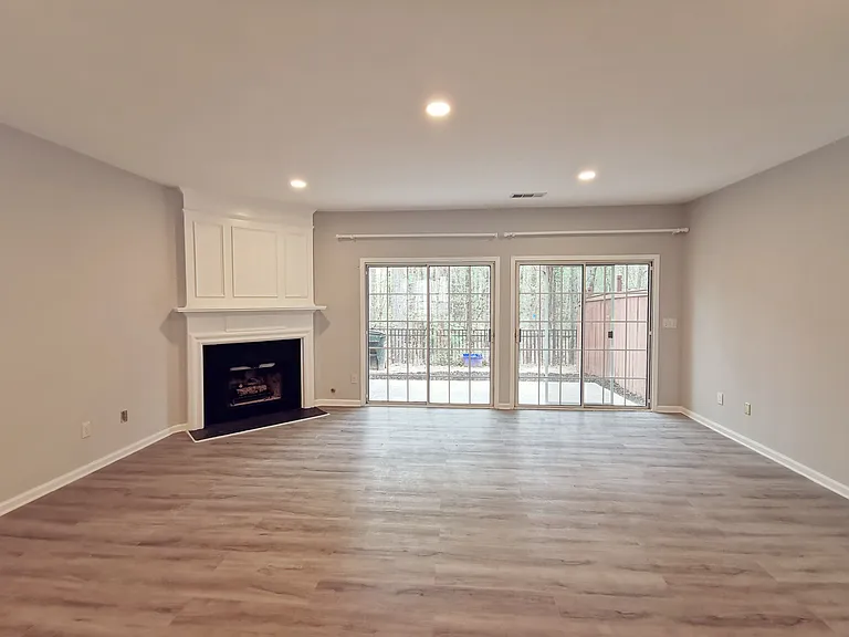 4645 Valais Ct #125 — Photo 14