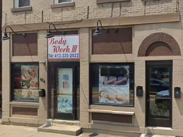 604 Washington Ave #1, Bridgeville, PA 15017