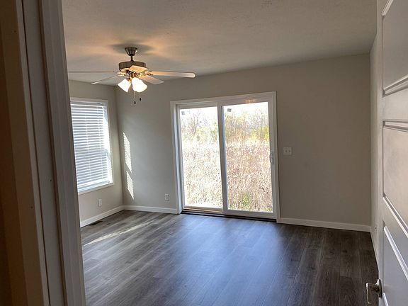 5th image of 5108 Sawgrass Dr #432
