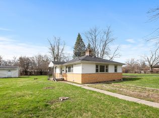 32 E Center St, Glenwood, IL
