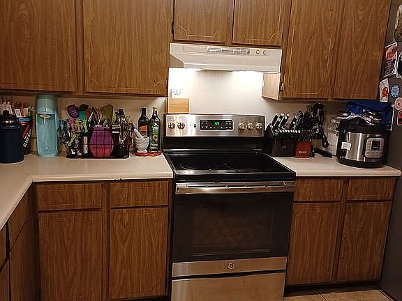3rd image of 4923 W Virginia Ave
