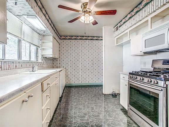 5th image of 4116 Daley Ave
