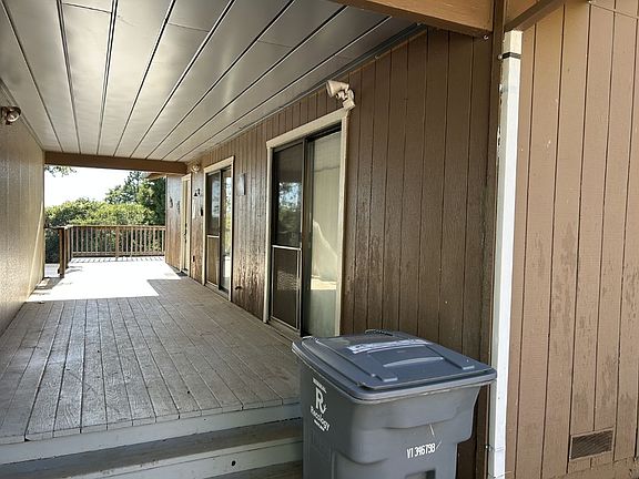 5th image of 15180 Bancroft Rd