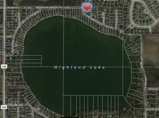 21900 W Lake Ave, Round Lake, IL