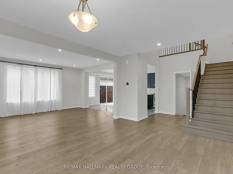 173 Lynn Coulter St — Photo 5