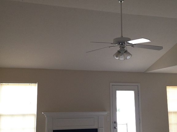 2nd image of 855 Kanatak Ln