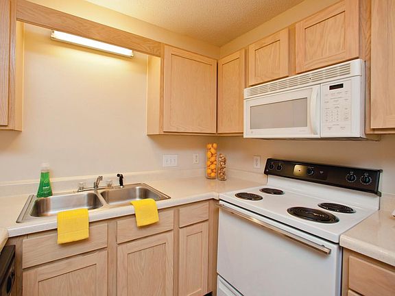3rd image of 6215 Nile Pl APT D