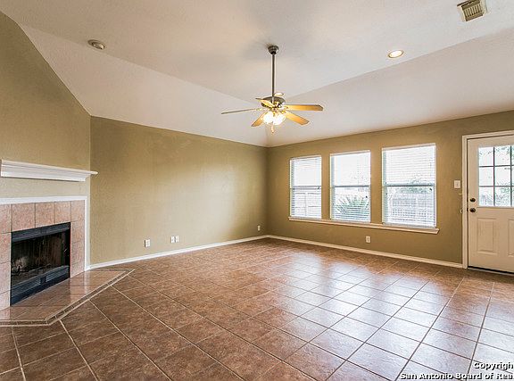 5th image of 1100 Turncreek Ln