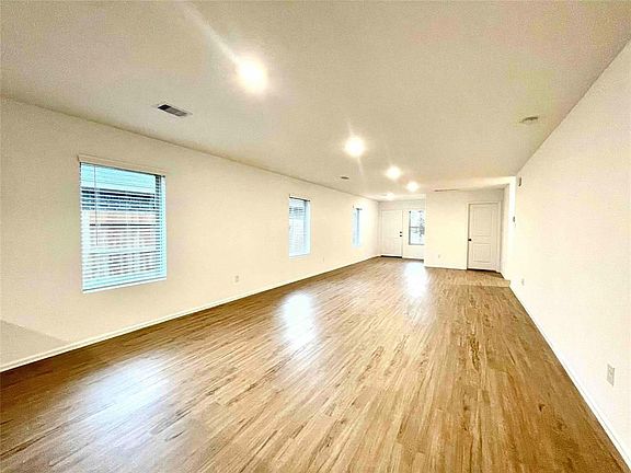 5th image of 26906 Vista Field Dr