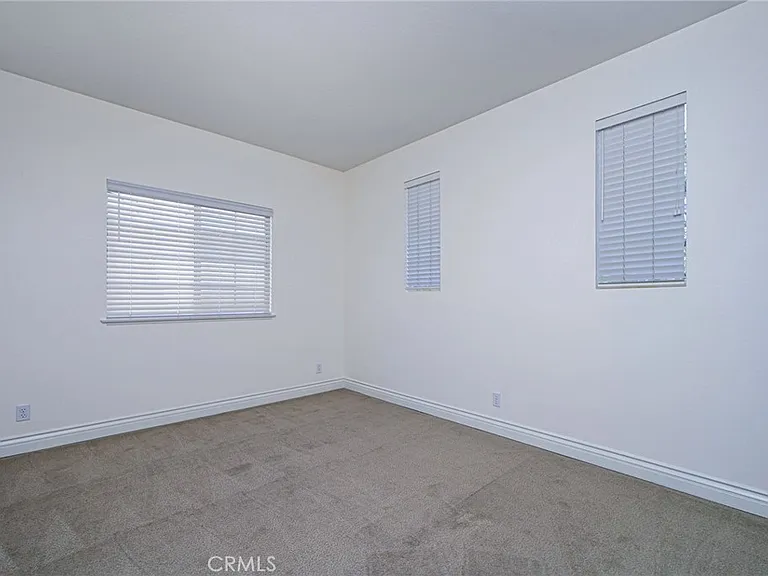 22631 Pineridge — Photo 23