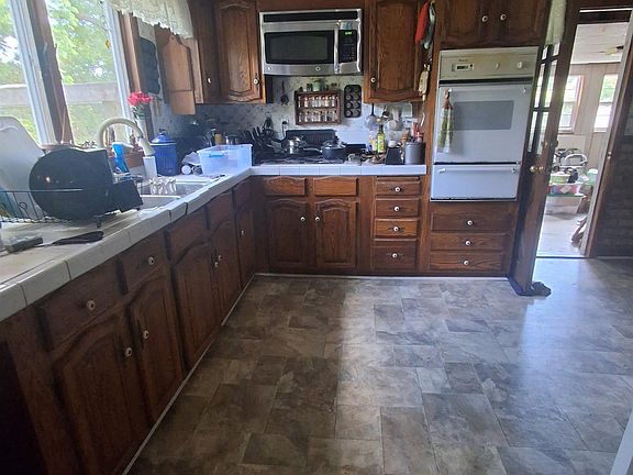 5th image of 6311 Brown St