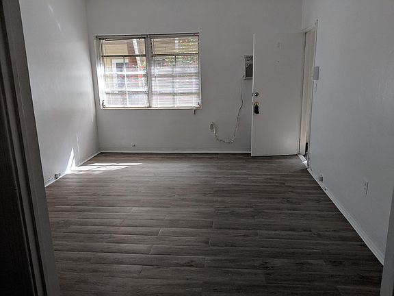 2nd image of 1236 Pennsylvania Ave APT 5