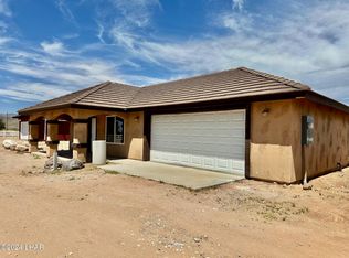 3271 W Hualapai Dr, Golden Valley, AZ 86413