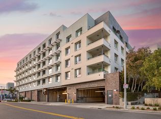 Wilshire La Brea, Los Angeles, CA 90036