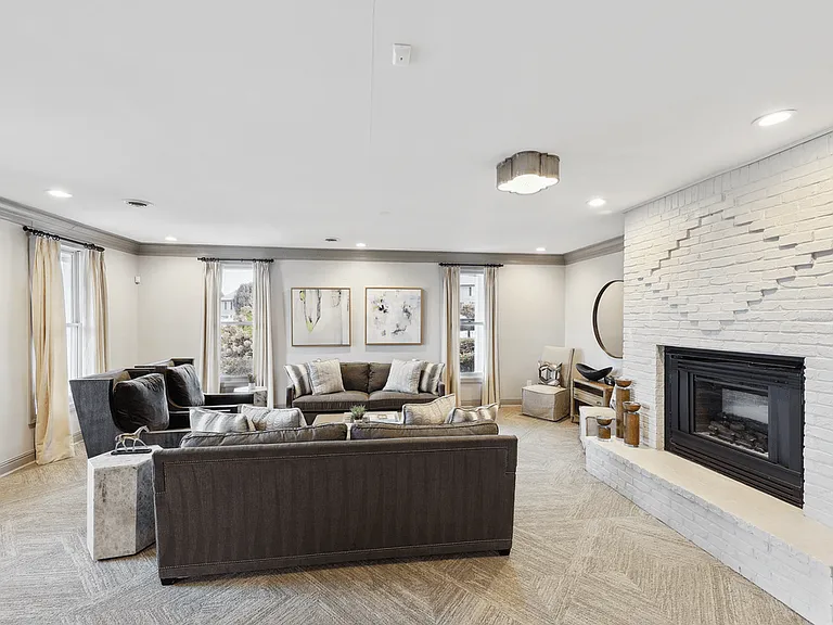 Forest Ridge Apartments — Photo 15