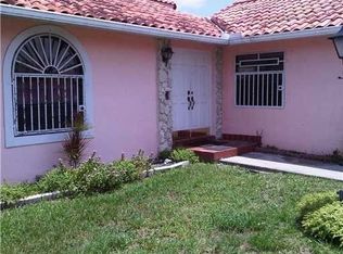 5725 SW 154th Ct, Miami, FL 33193