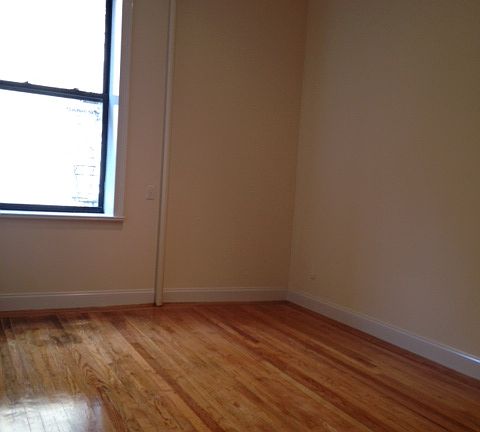5th image of 210 W 16th St APT 3E