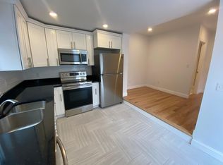 141 Prospect St #1, Cambridge, MA 02139