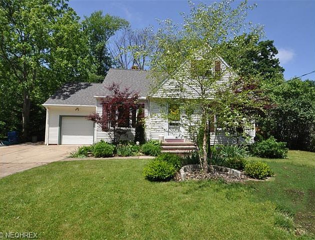 1st image of 27420 Donald Ave